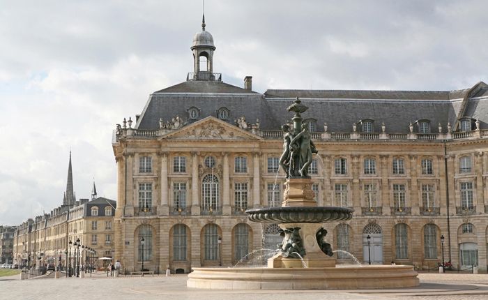 Bustling Bordeaux's Best Sights