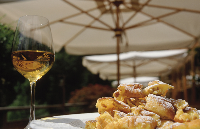 The perfect Christmas gift: South Tyrol wine