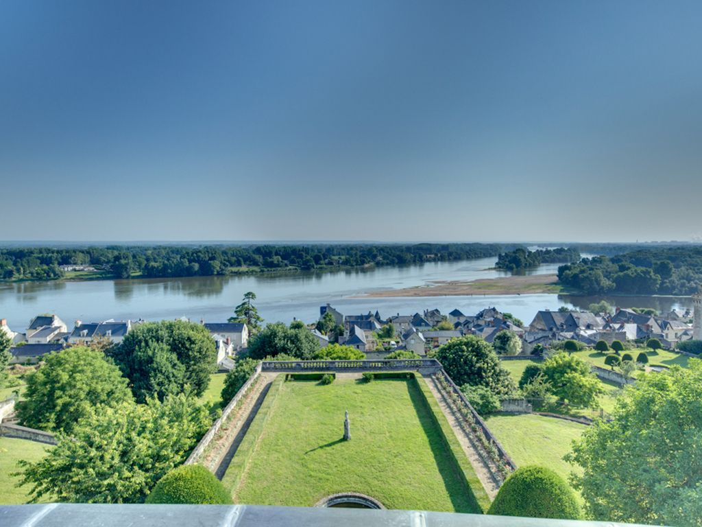 Château de Candes cycling holiday