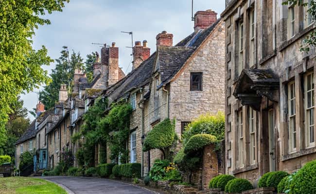 Best Cycling Holidays in the UK: The Grand Tour of the Cotswolds