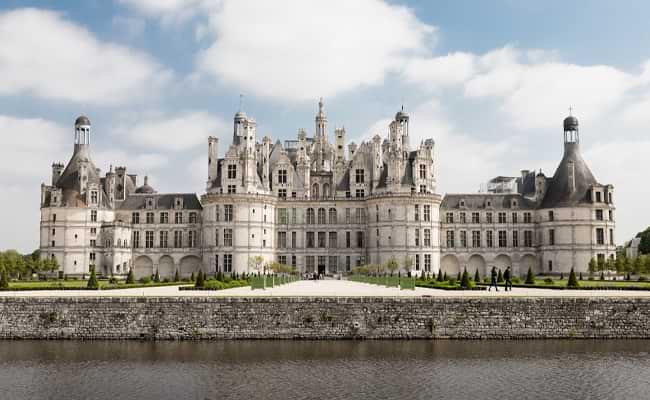 Chateaux Cycling Holidays