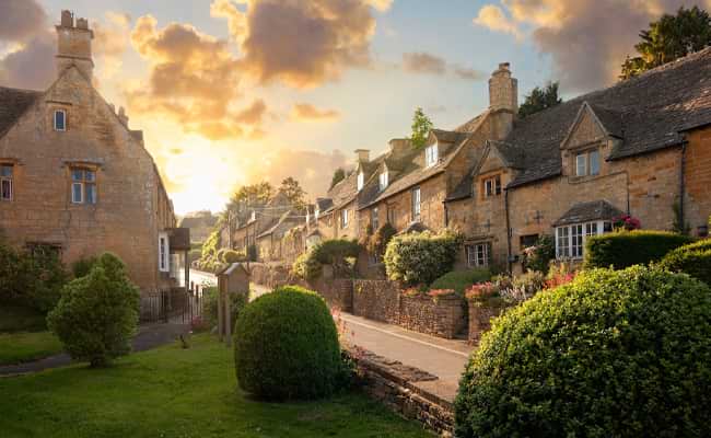 Cotswolds Bourton on the Water
